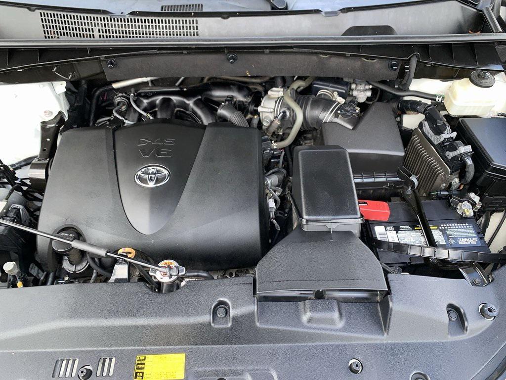 used 2019 Toyota Highlander car, priced at $22,782
