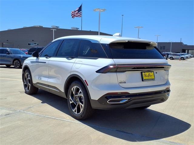 new 2025 Lincoln Nautilus car, priced at $55,743