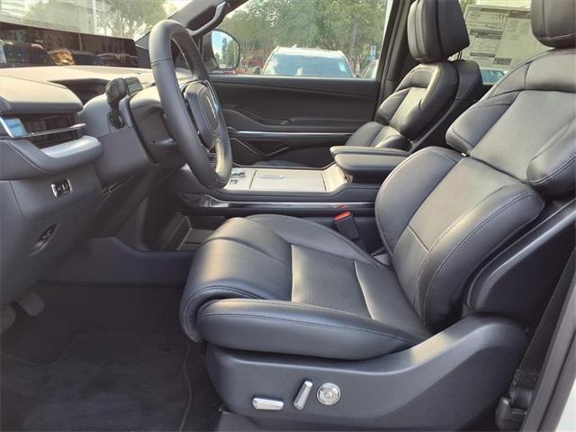 new 2025 Lincoln Navigator L car, priced at $108,648