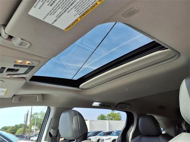 used 2022 Toyota Sienna car, priced at $38,691