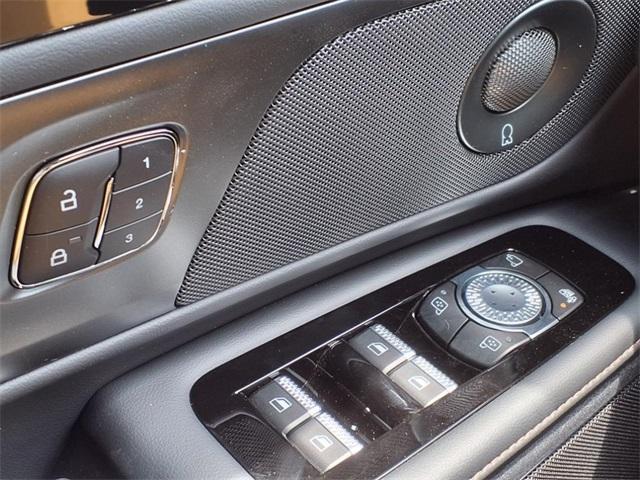 new 2025 Lincoln Nautilus car, priced at $61,229