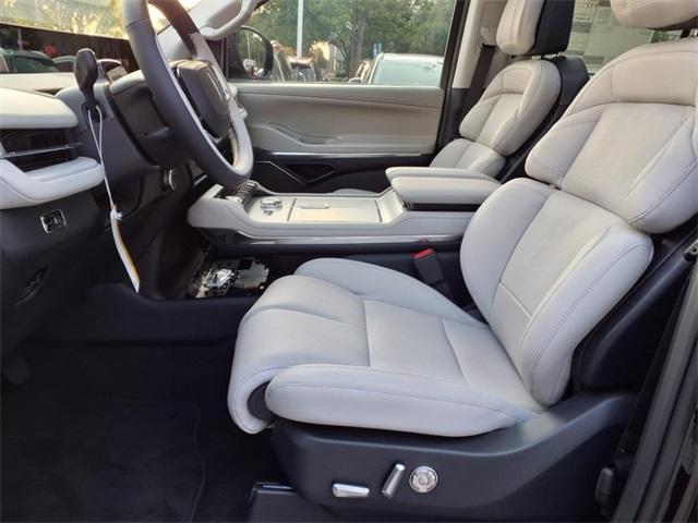 new 2025 Lincoln Navigator L car, priced at $105,180