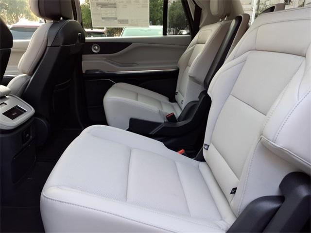 new 2025 Lincoln Navigator L car, priced at $105,180