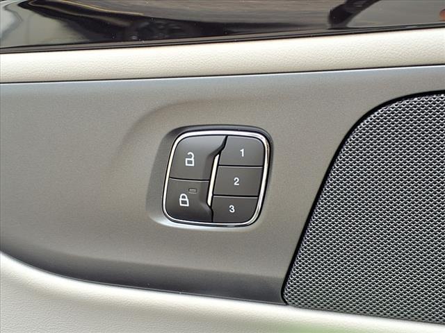 new 2025 Lincoln Nautilus car, priced at $54,903