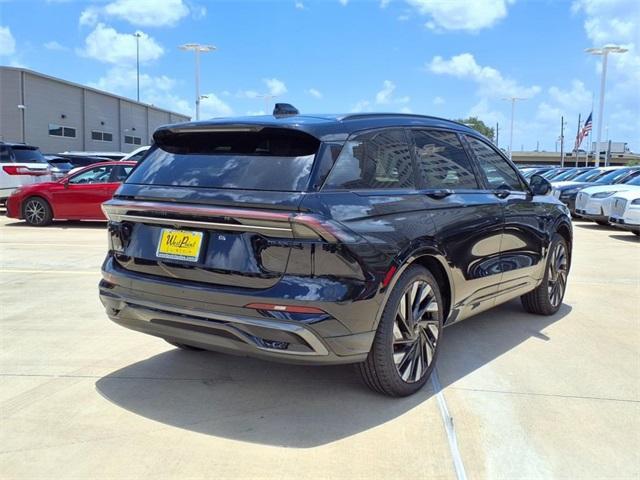 new 2025 Lincoln Nautilus car, priced at $61,163