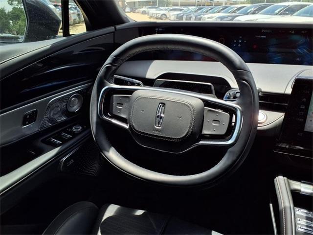 new 2025 Lincoln Nautilus car, priced at $61,163