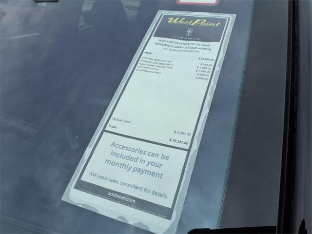 new 2025 Lincoln Nautilus car, priced at $63,216