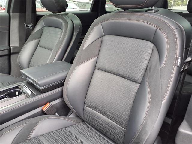 new 2025 Lincoln Nautilus car, priced at $63,216