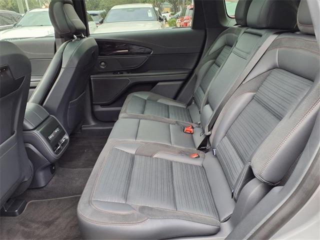 new 2025 Lincoln Nautilus car, priced at $63,216