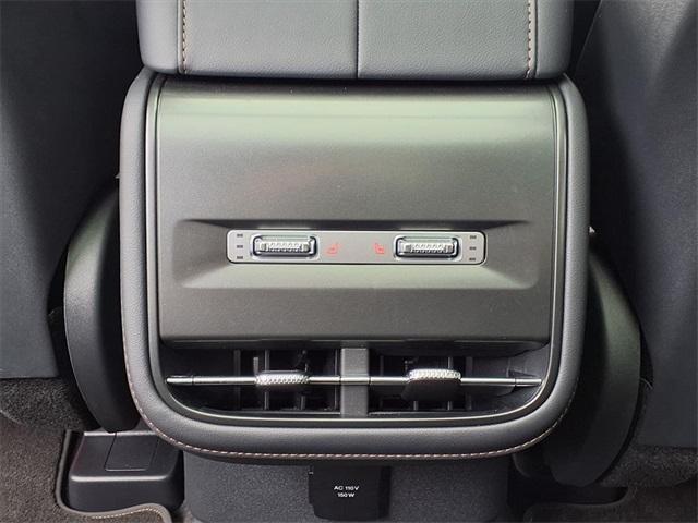 new 2025 Lincoln Nautilus car, priced at $63,216