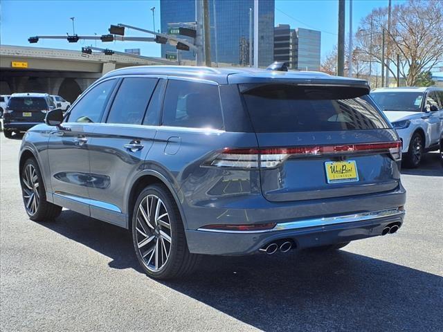 new 2025 Lincoln Aviator car, priced at $92,125