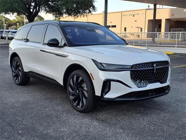new 2025 Lincoln Nautilus car, priced at $59,549