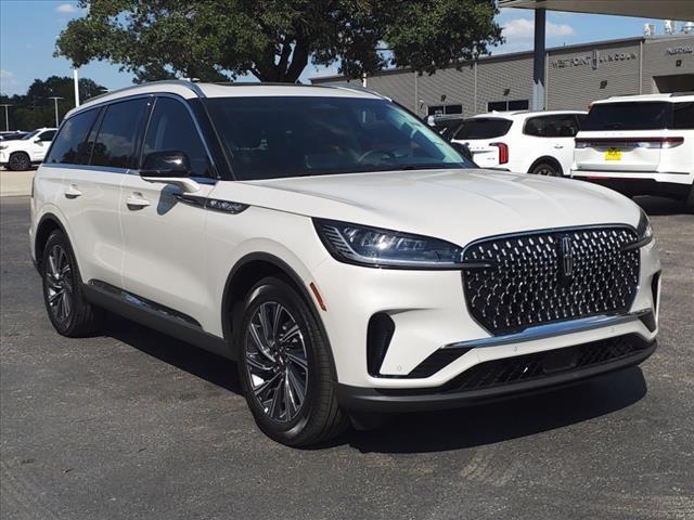 new 2025 Lincoln Aviator car, priced at $61,225