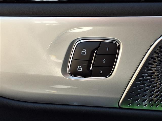 new 2025 Lincoln Nautilus car, priced at $64,343