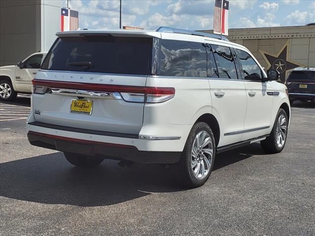 new 2024 Lincoln Navigator car, priced at $82,819