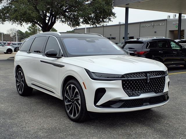 new 2025 Lincoln Nautilus car, priced at $76,395