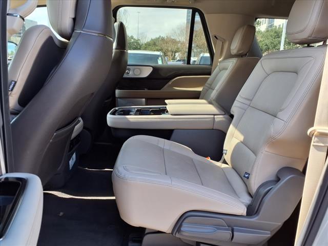 new 2024 Lincoln Navigator L car, priced at $105,604