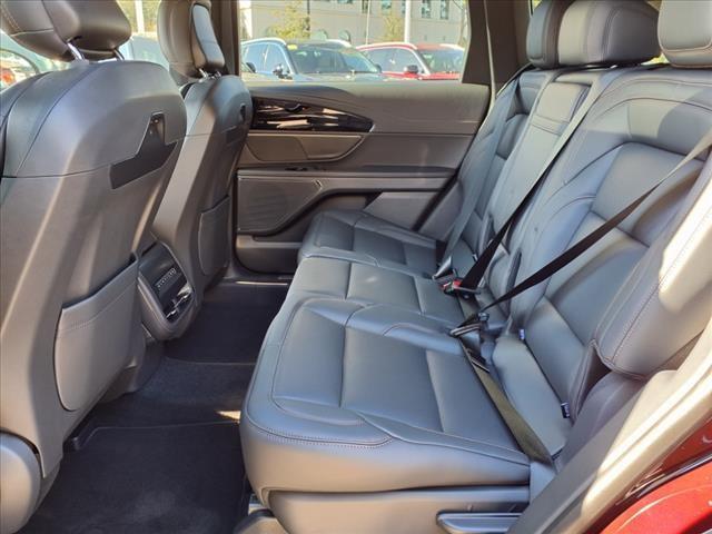 new 2025 Lincoln Nautilus car, priced at $53,616