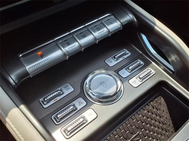 new 2025 Lincoln Nautilus car, priced at $54,273