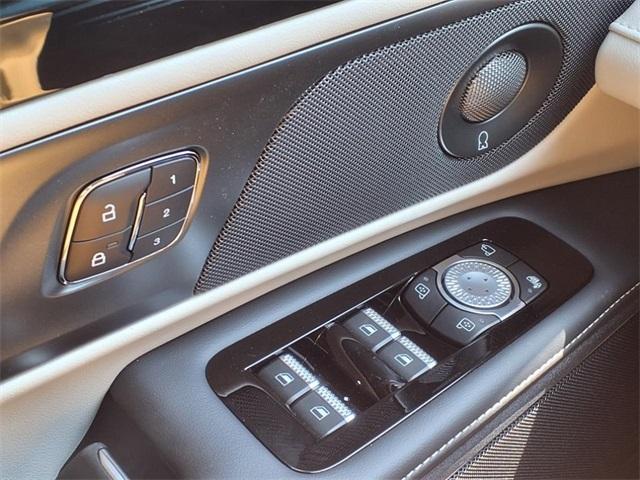 new 2025 Lincoln Nautilus car, priced at $54,273