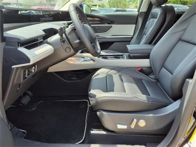 new 2025 Lincoln Nautilus car, priced at $54,273