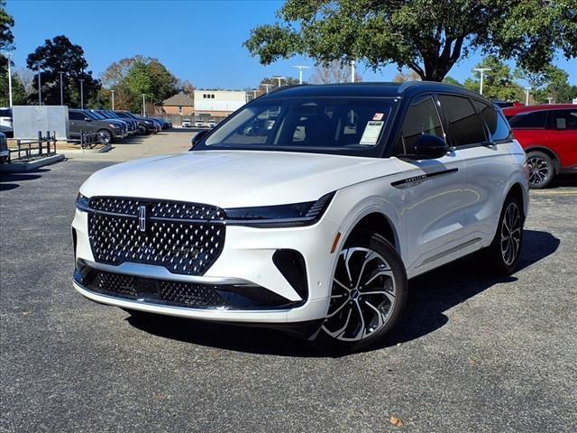 new 2024 Lincoln Nautilus car, priced at $52,353