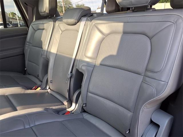 used 2019 Lincoln Navigator L car, priced at $36,391