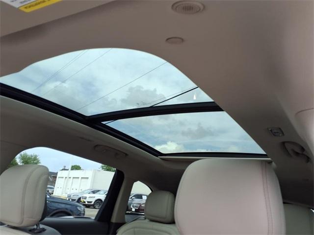 used 2025 Lincoln Nautilus car, priced at $56,991