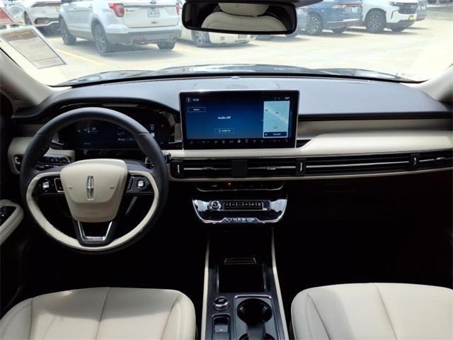 new 2025 Lincoln Corsair car, priced at $39,773