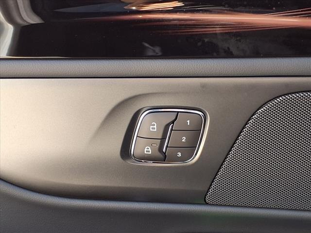 new 2025 Lincoln Nautilus car, priced at $60,739