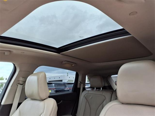 used 2021 Lincoln Nautilus car, priced at $31,991