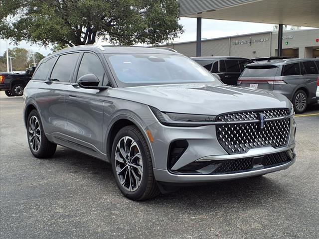 new 2025 Lincoln Nautilus car, priced at $62,256