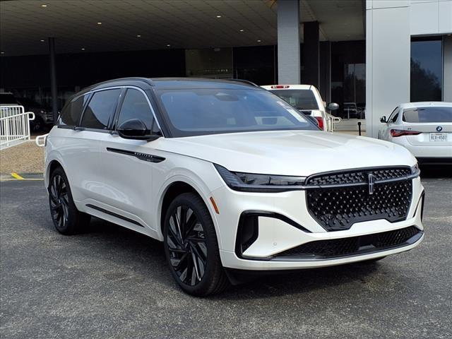 new 2025 Lincoln Nautilus car, priced at $79,395