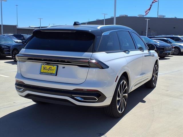 new 2025 Lincoln Nautilus car, priced at $78,395