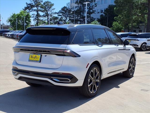 new 2025 Lincoln Nautilus car, priced at $64,954