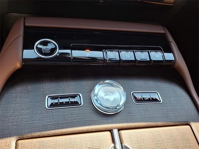 new 2025 Lincoln Navigator L car, priced at $102,312