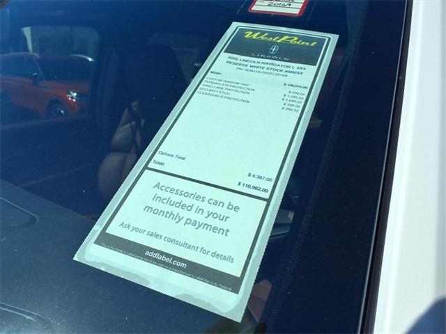 new 2025 Lincoln Navigator L car, priced at $102,312