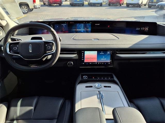 new 2025 Lincoln Navigator L car, priced at $101,208