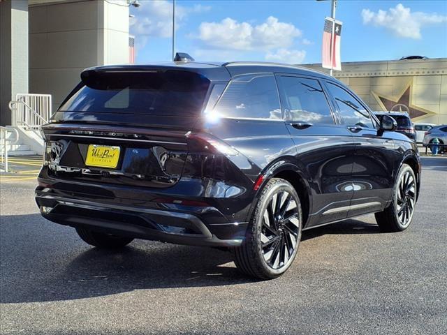 new 2024 Lincoln Nautilus car, priced at $65,283