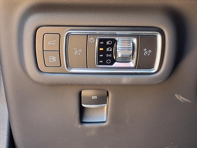 new 2025 Lincoln Nautilus car, priced at $54,903