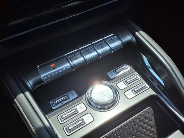 new 2025 Lincoln Nautilus car, priced at $55,743