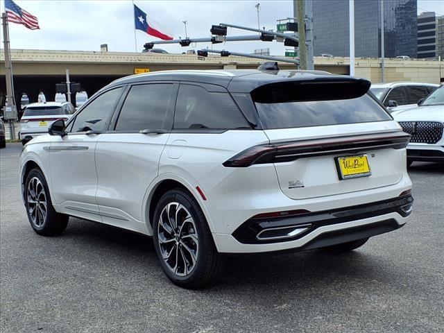 new 2024 Lincoln Nautilus car, priced at $52,353