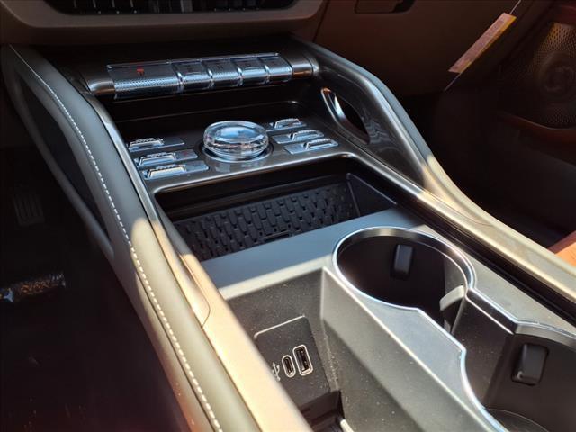 new 2025 Lincoln Nautilus car, priced at $76,395