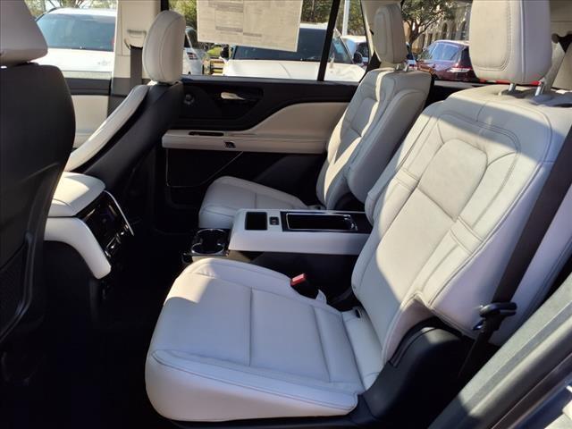 new 2025 Lincoln Aviator car, priced at $70,955