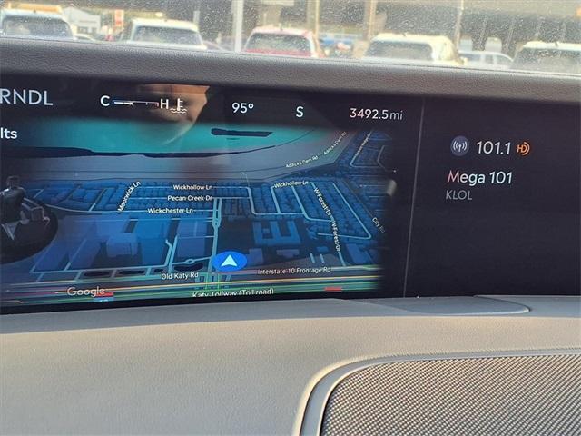 new 2025 Lincoln Nautilus car, priced at $63,257