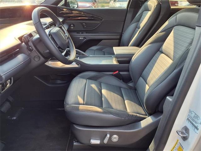 new 2025 Lincoln Nautilus car, priced at $63,257