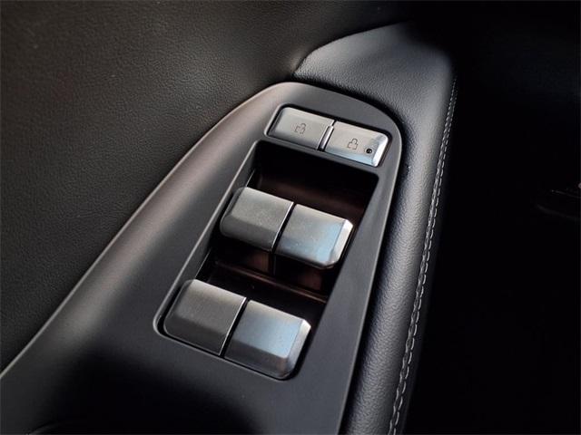 new 2025 Lincoln Navigator car, priced at $103,185