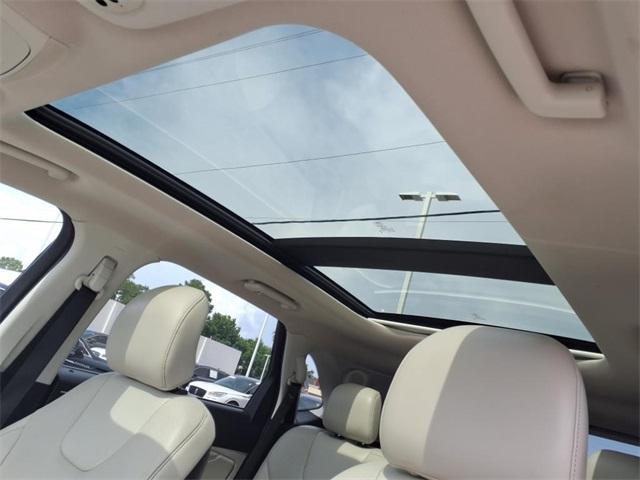 used 2017 Ford Edge car, priced at $15,991