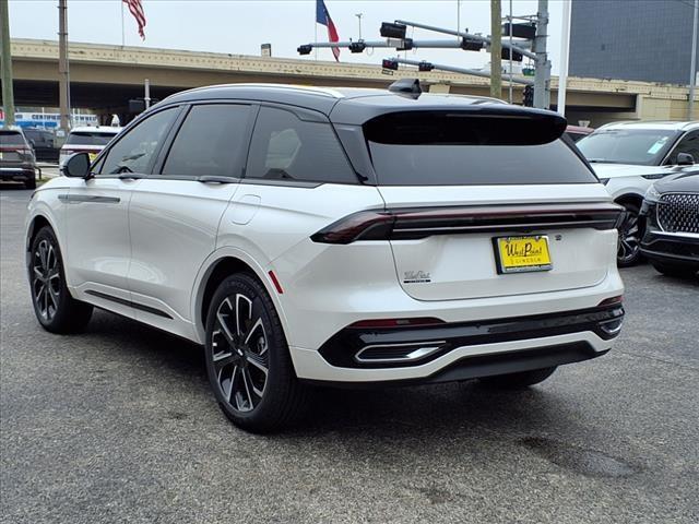 new 2025 Lincoln Nautilus car, priced at $60,581