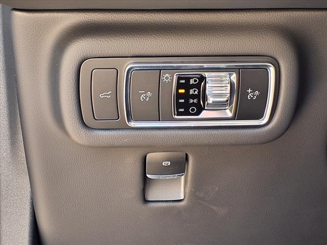 new 2025 Lincoln Nautilus car, priced at $51,936